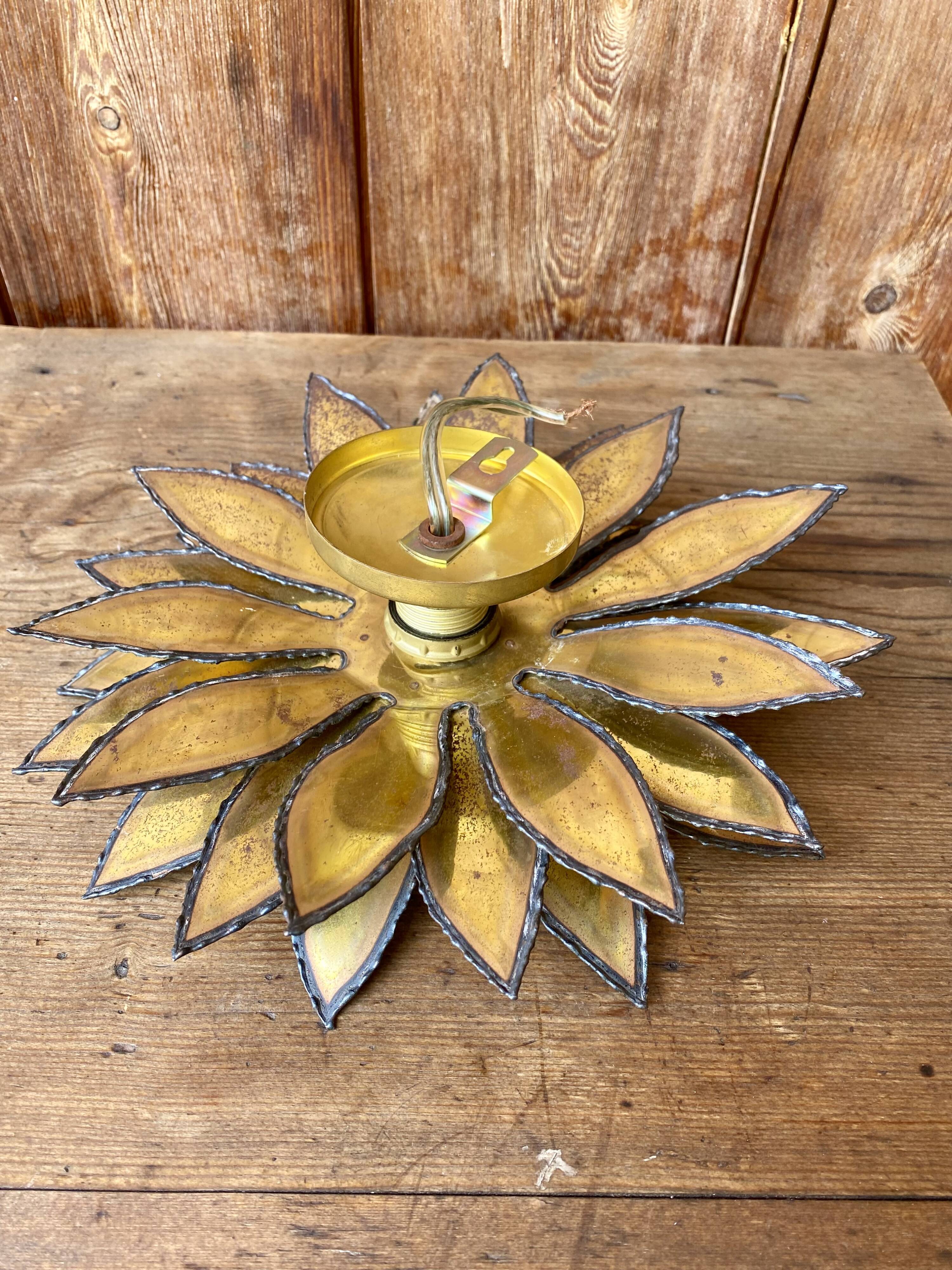 Applique murale fleur metal doré vintage