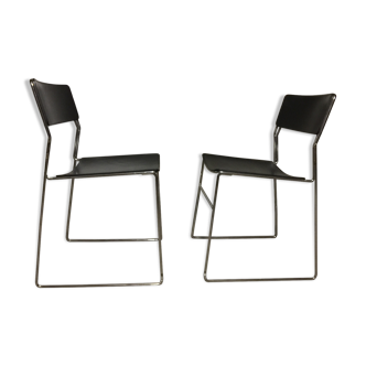 Pair of Italian chairs in leather and steel