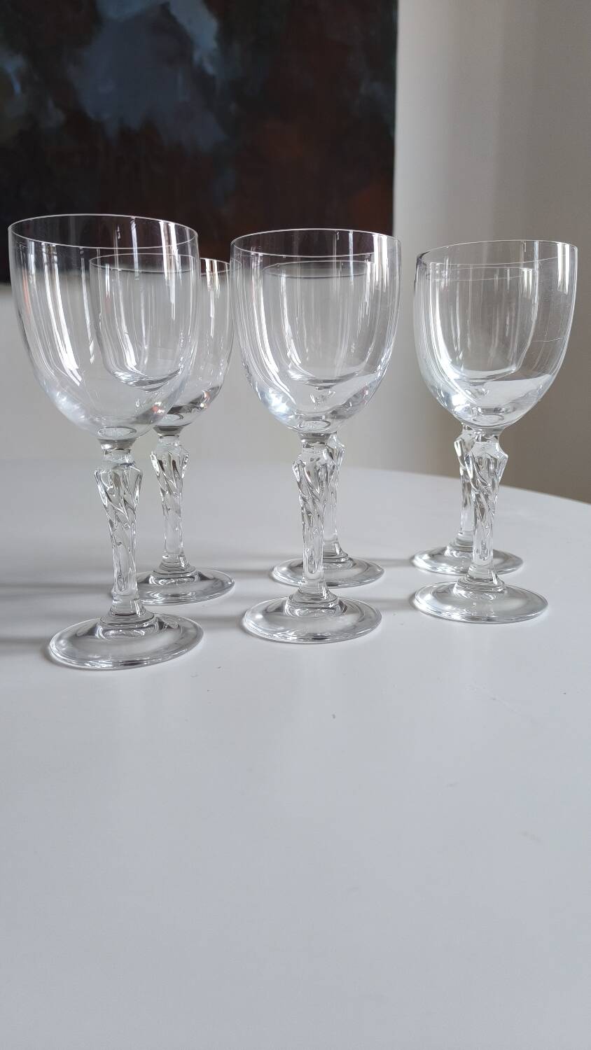 Set of 6 chiseled glass wine glasses