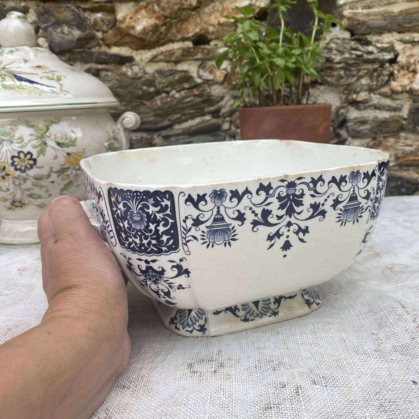 Légumier ancien , saladier en terre de fer Gien