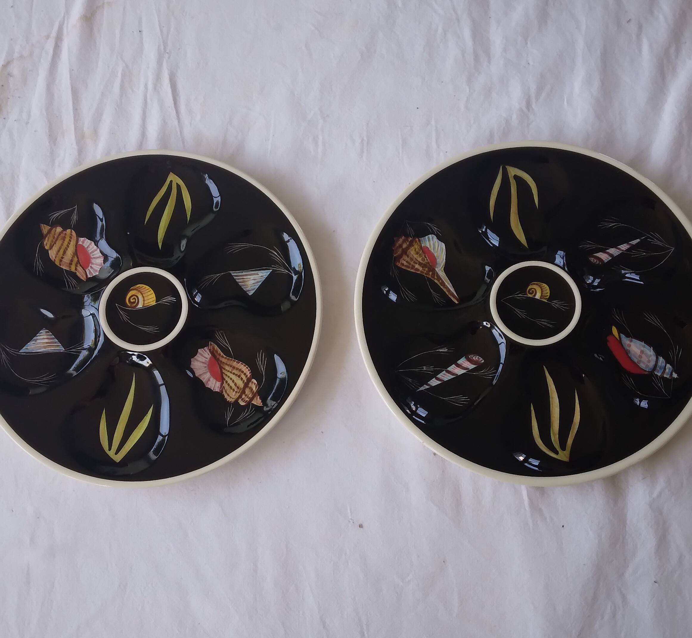 Henriot quimper oyster plates