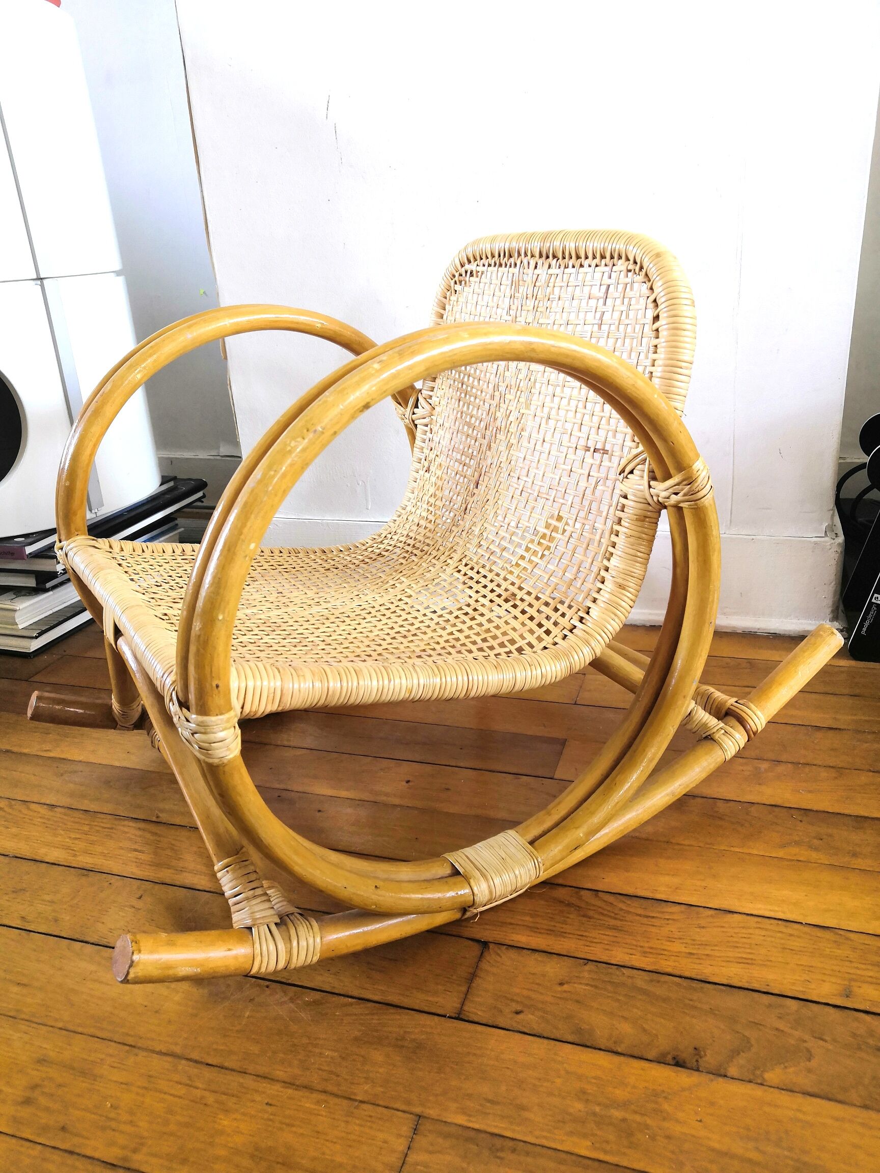 Rocking chair child design 70s