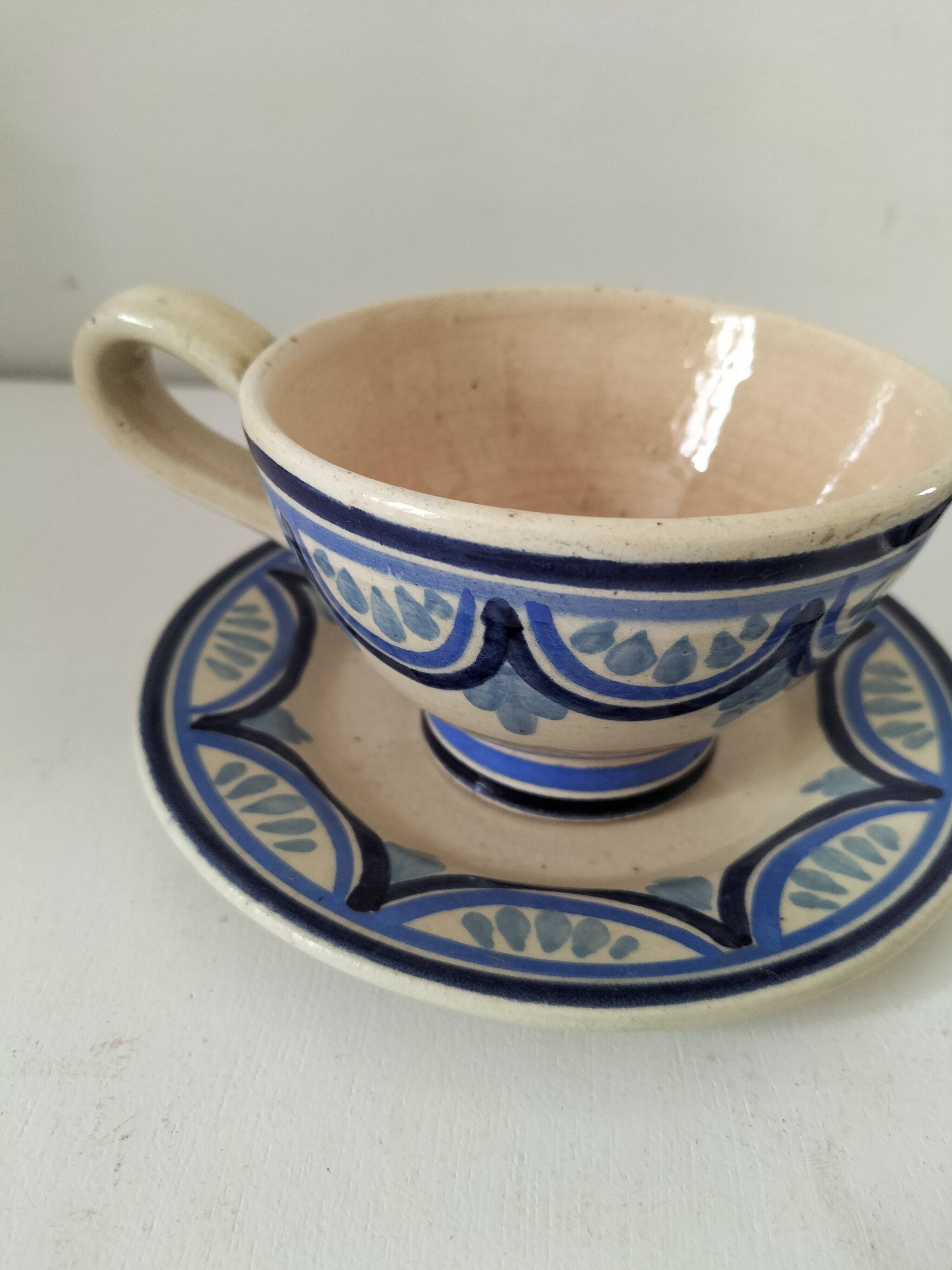 Trio of Ti-Bihan St Malo cups and saucers by Yvon Roy