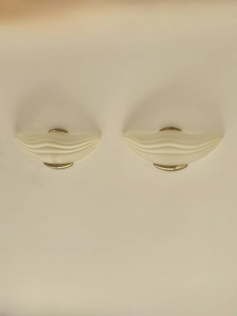 Pair of vintage wall lights in brass and frosted glass, Italy, 1970.