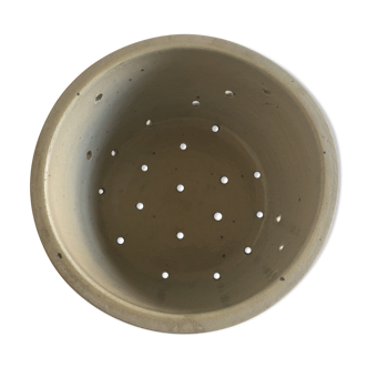 1950 handstone farm pot