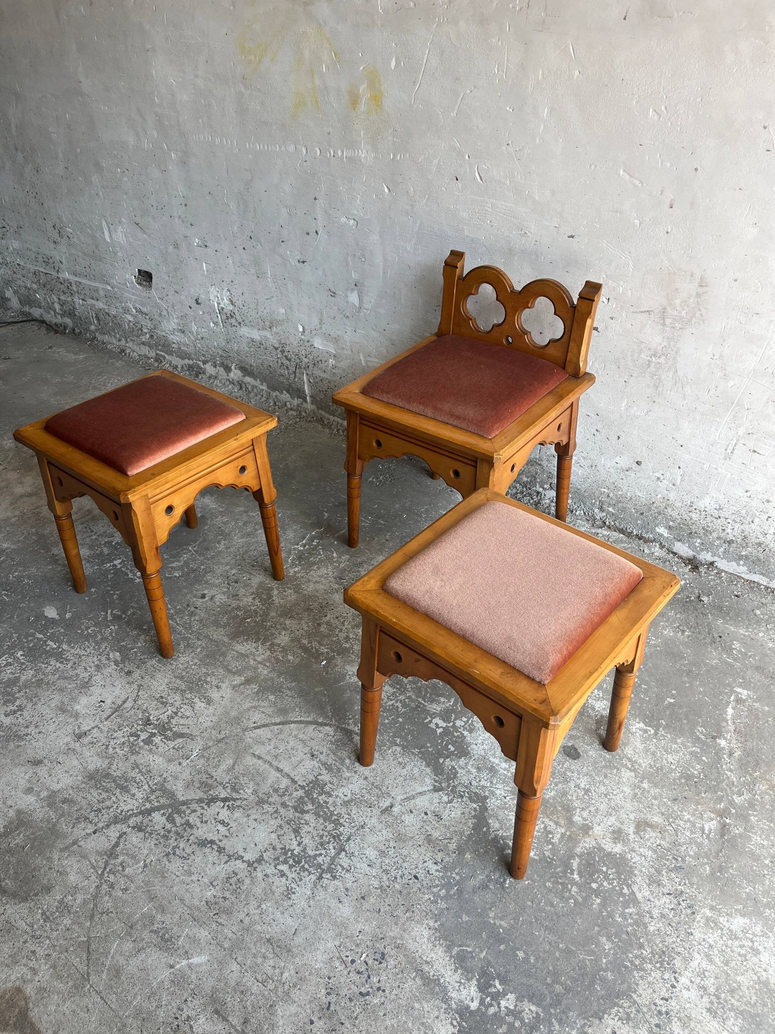 Set of 3 rustic neo-Gothic stools, 1970s