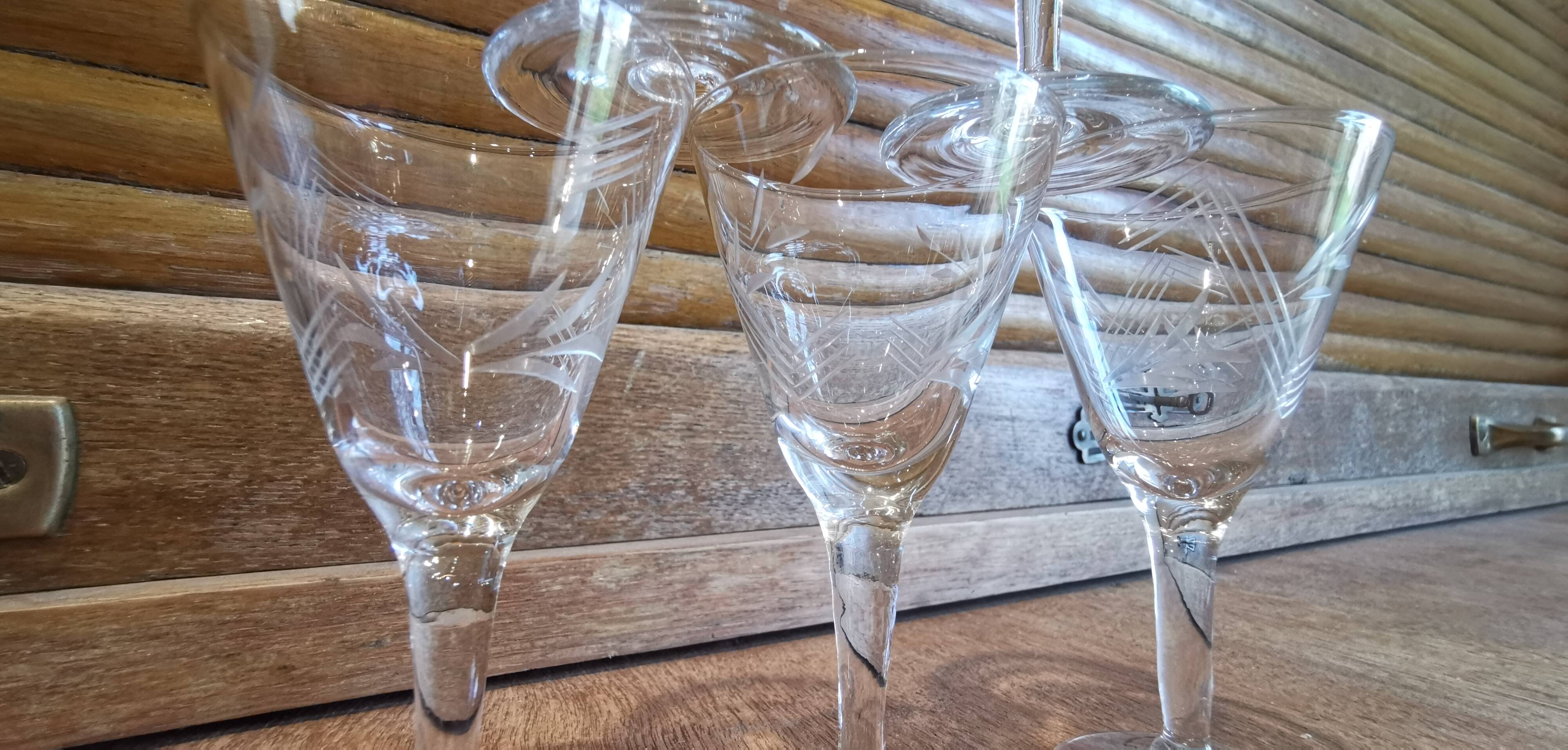 Set of 5 vintage chiseled conical crystal stemware