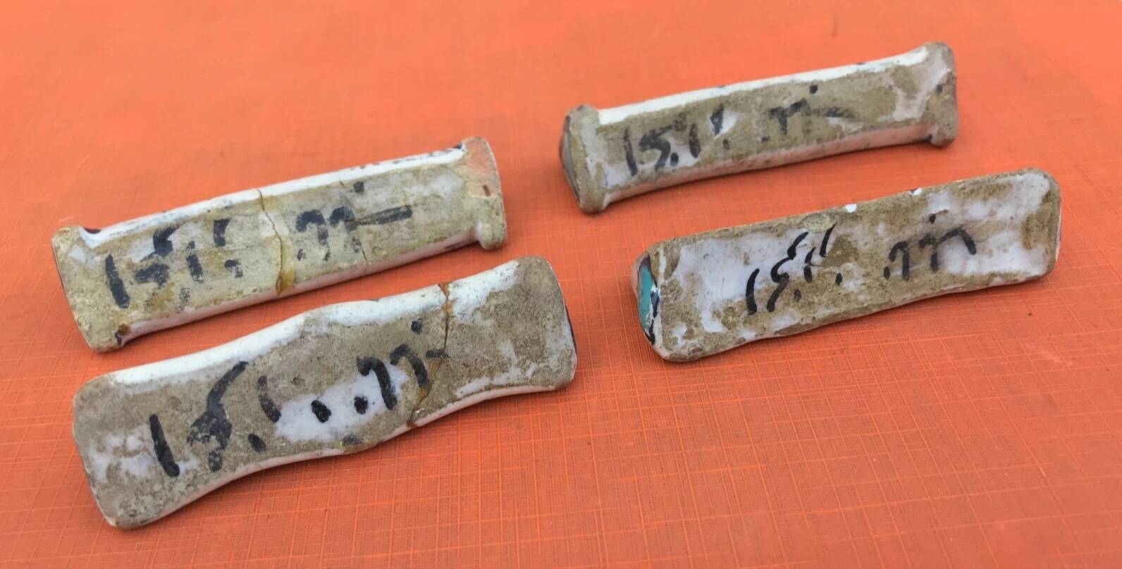 1920-1940 4 Knife holders Glazed ceramic from Nabeul, Tunisia