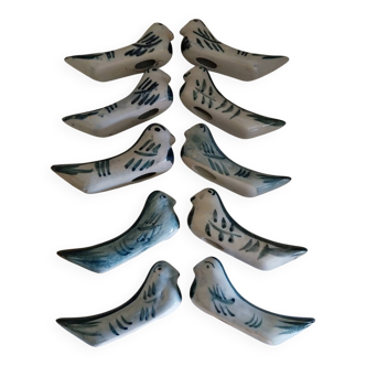 Ceramic knife rests in the shape of birds