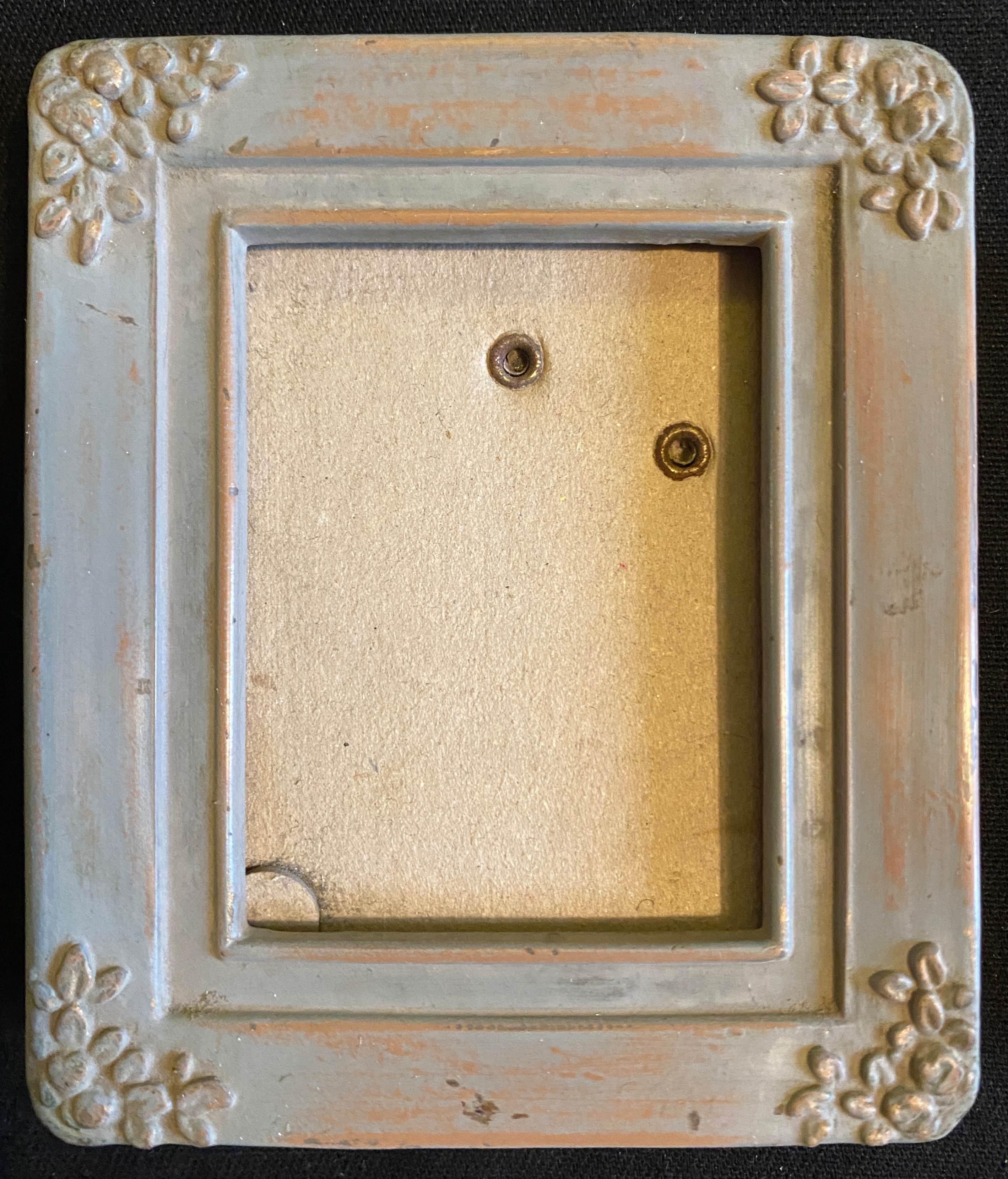 Set of 8 old frames