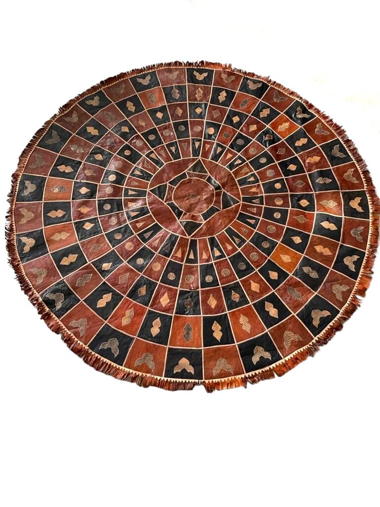 Tuareg carpet in snakeskin / goat leather