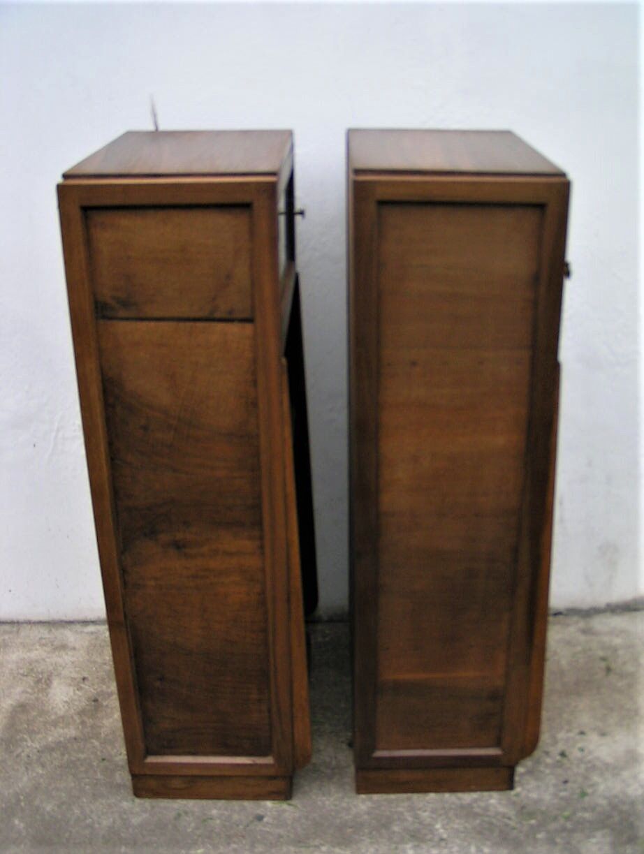 Art Deco showcase libraries