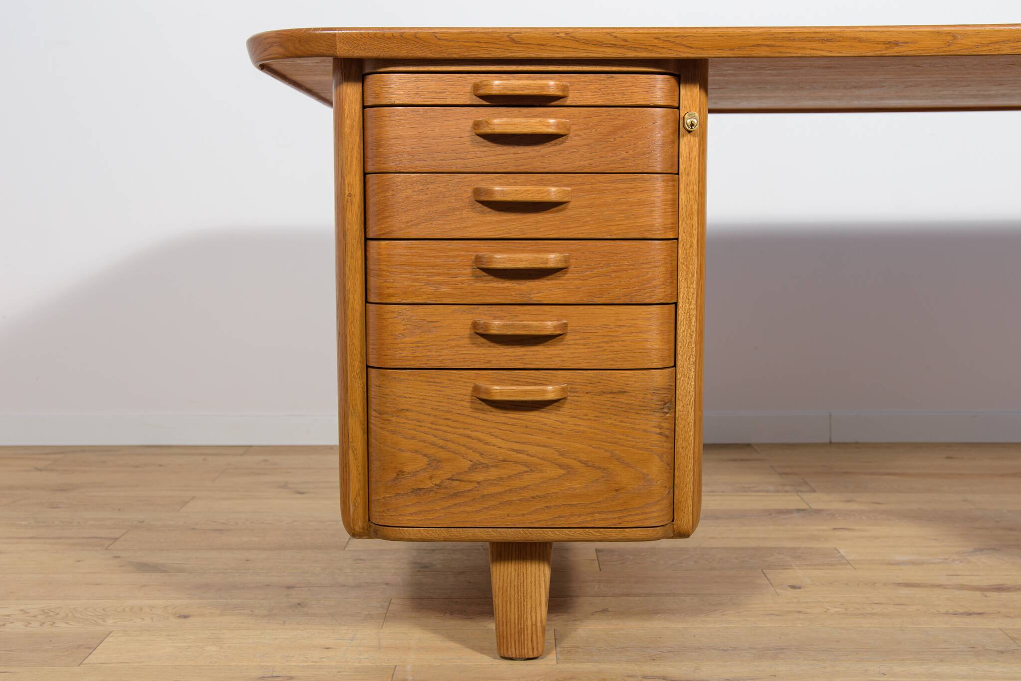 Art Deco Oak Freestanding Desk by Gunnar Ericsson for Facit AB Buromöbel