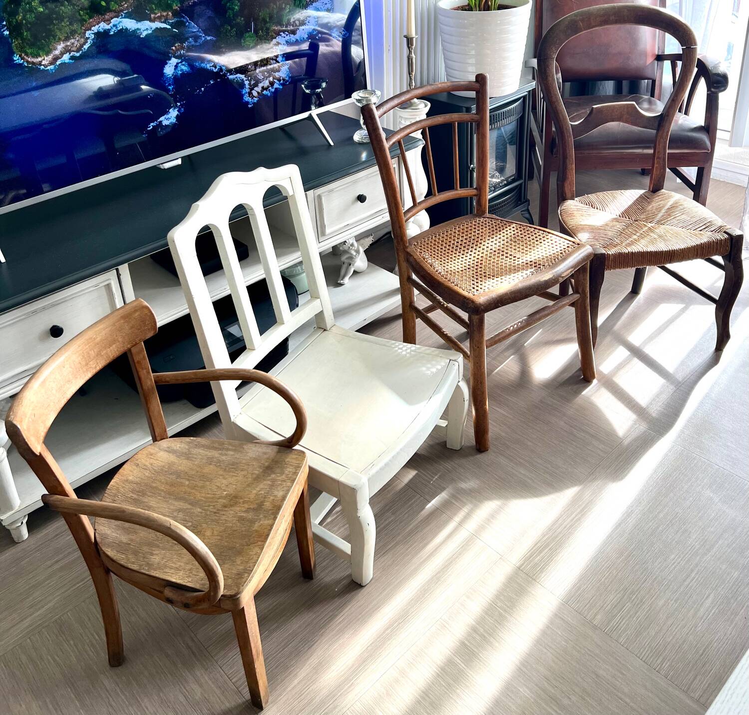 Lot 4 Old Children's Chairs