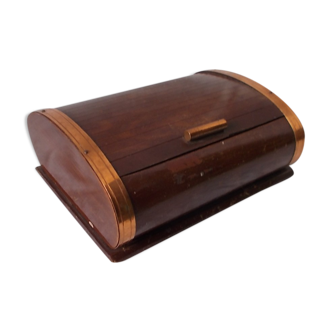 Curtain wooden box