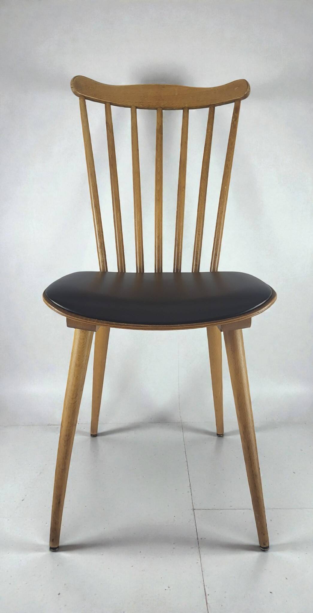 Menuet chair by Baumann, 1960