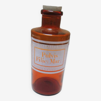 Old Apothecary Jar in Amber Glass: Pulvis Filic Mar