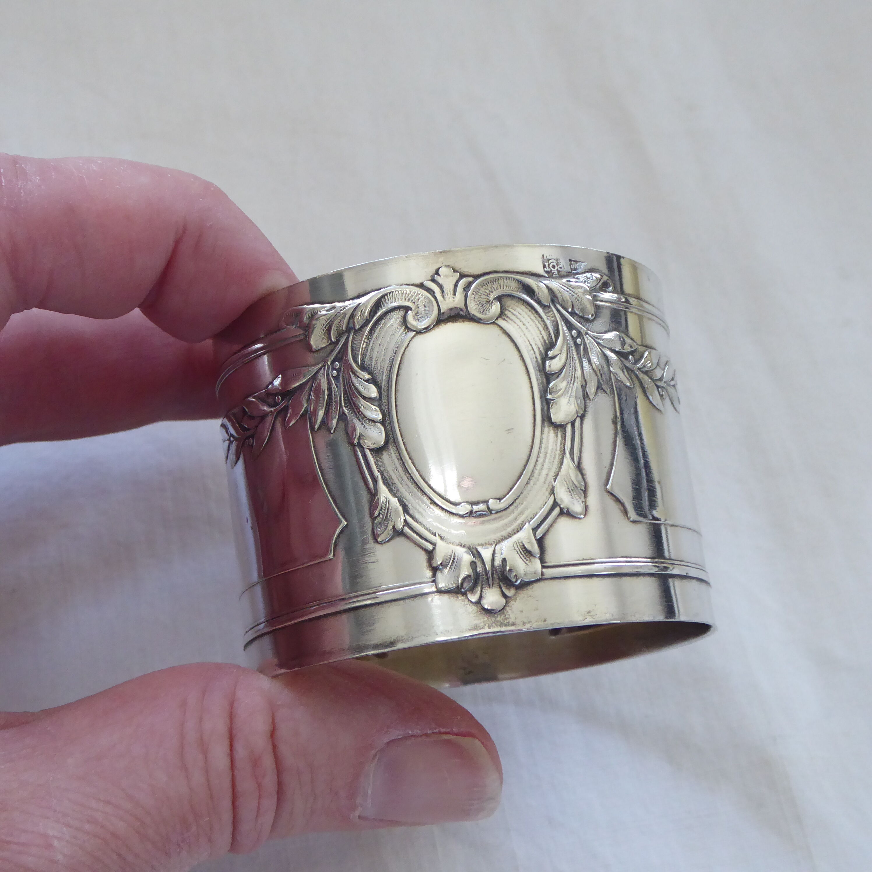 Silver metal towel ring