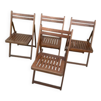 Lot de quatre chaises bois