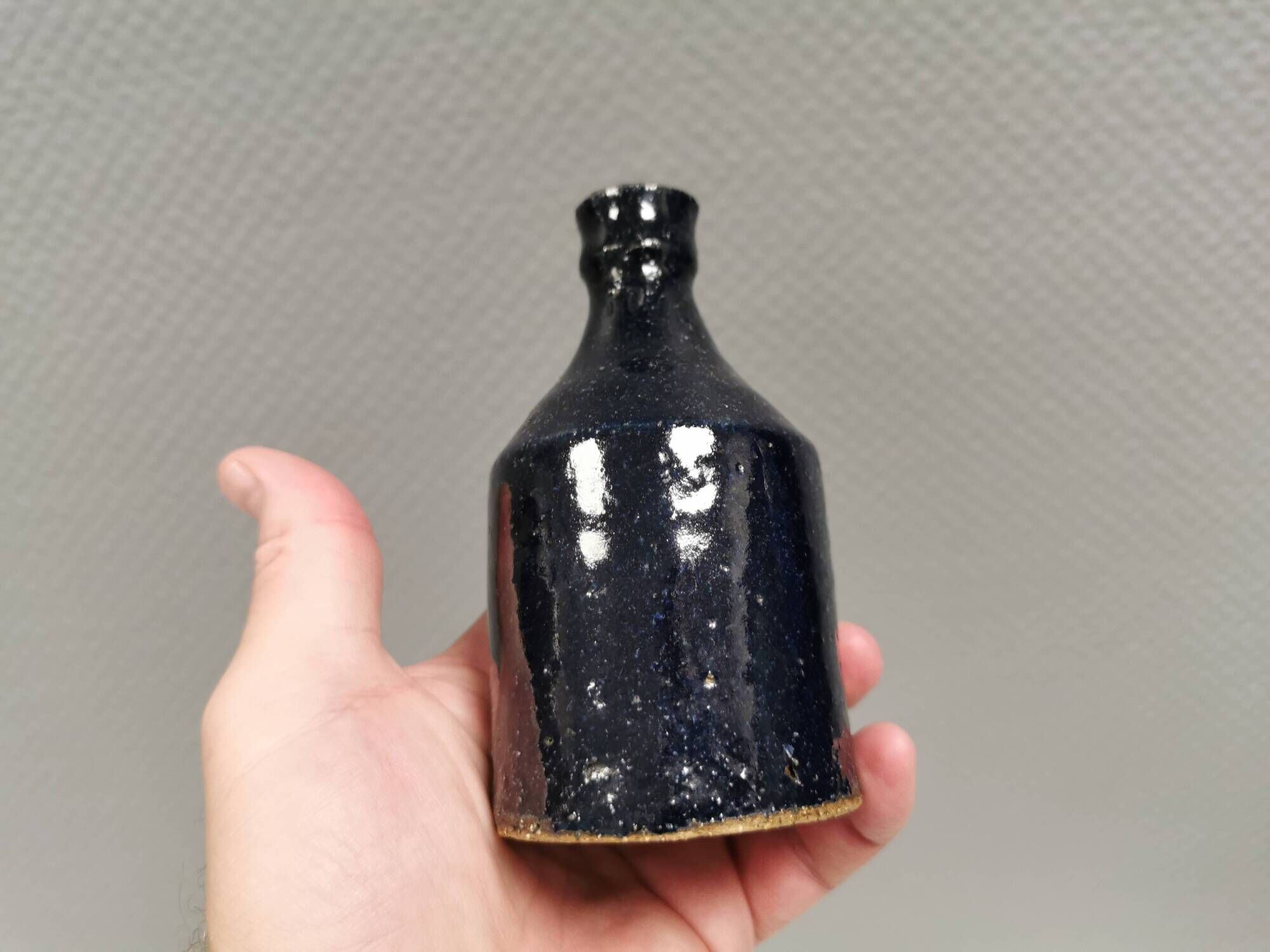 Miniature vase by Peter Fitzner (PF) in stoneware with dark blue glaze