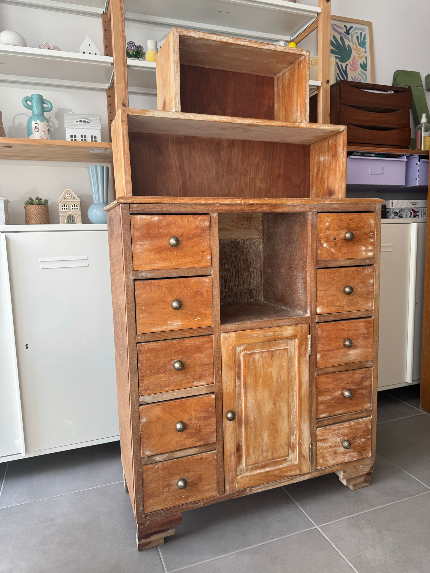 Vintage style buffet - workshop furniture