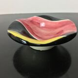 Empty cut ceramic pocket, ashtray
