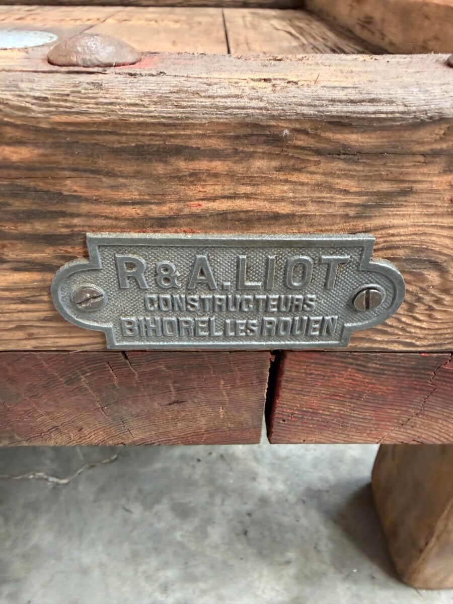 Coffee table press early 20th century