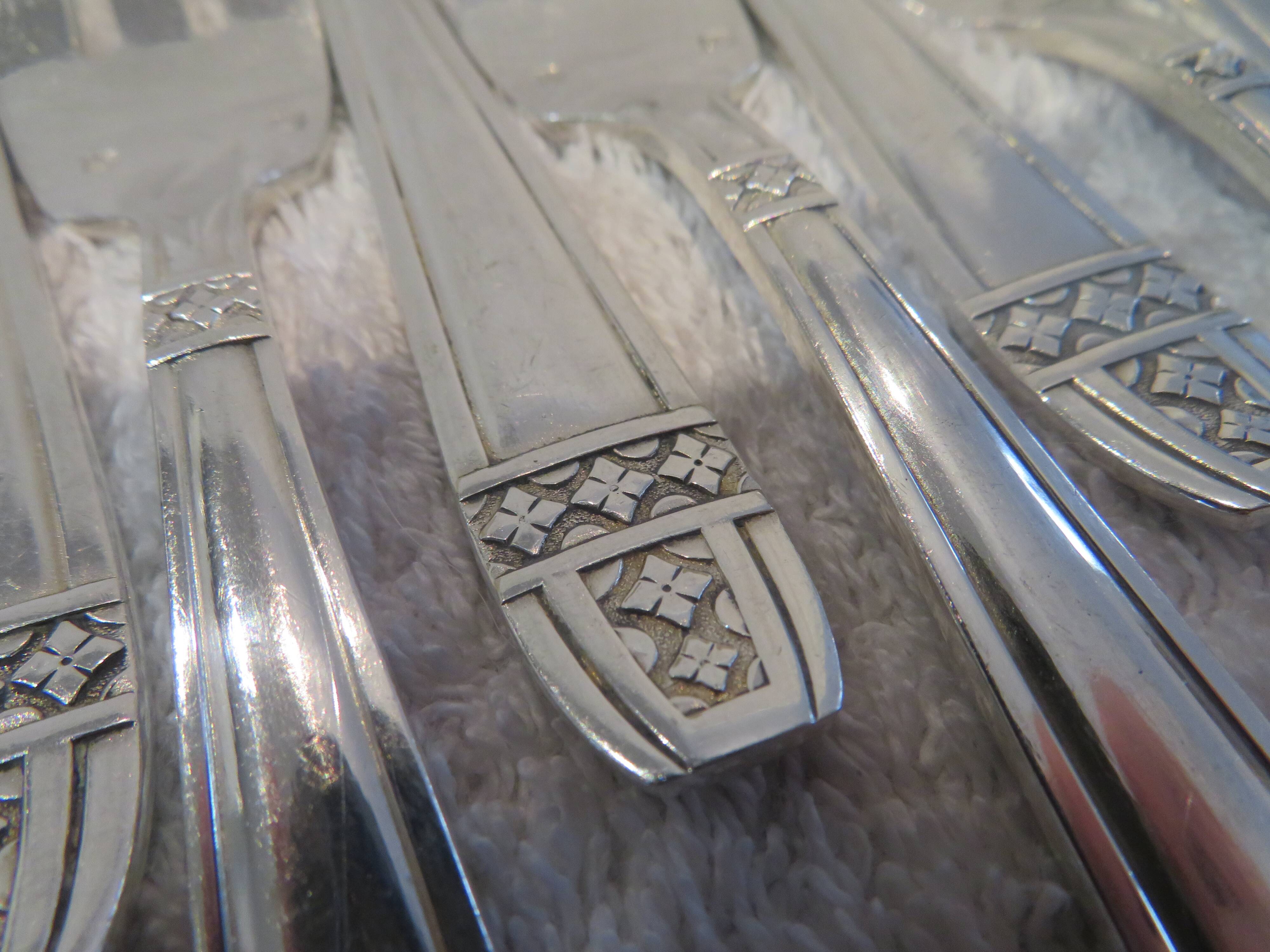 12 silver plated cake forks, goldsmith AH Grand Prix Monaco 14cm