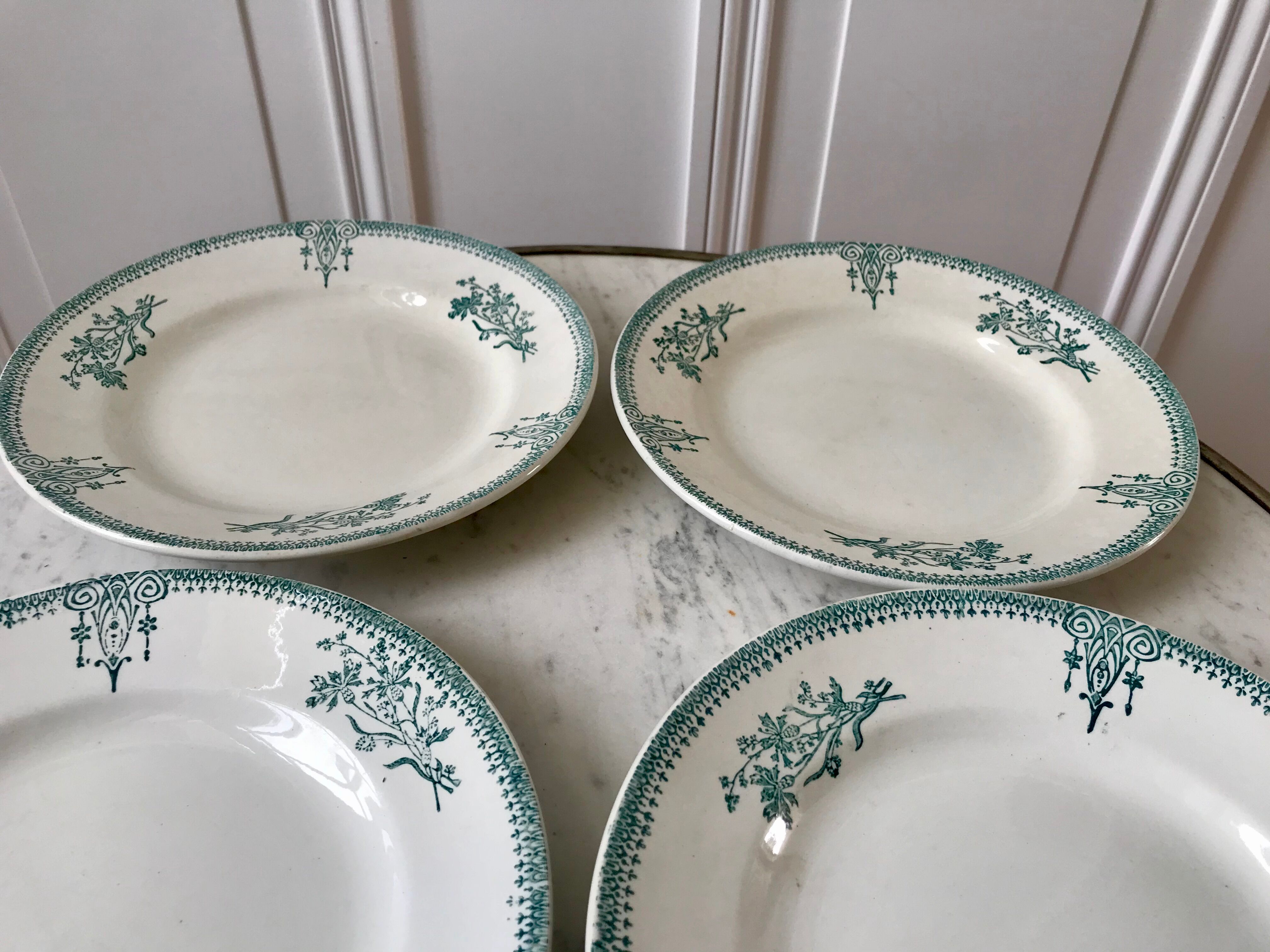 Set of 4 flat plates Terre de Fer Saint-Amand XIXth