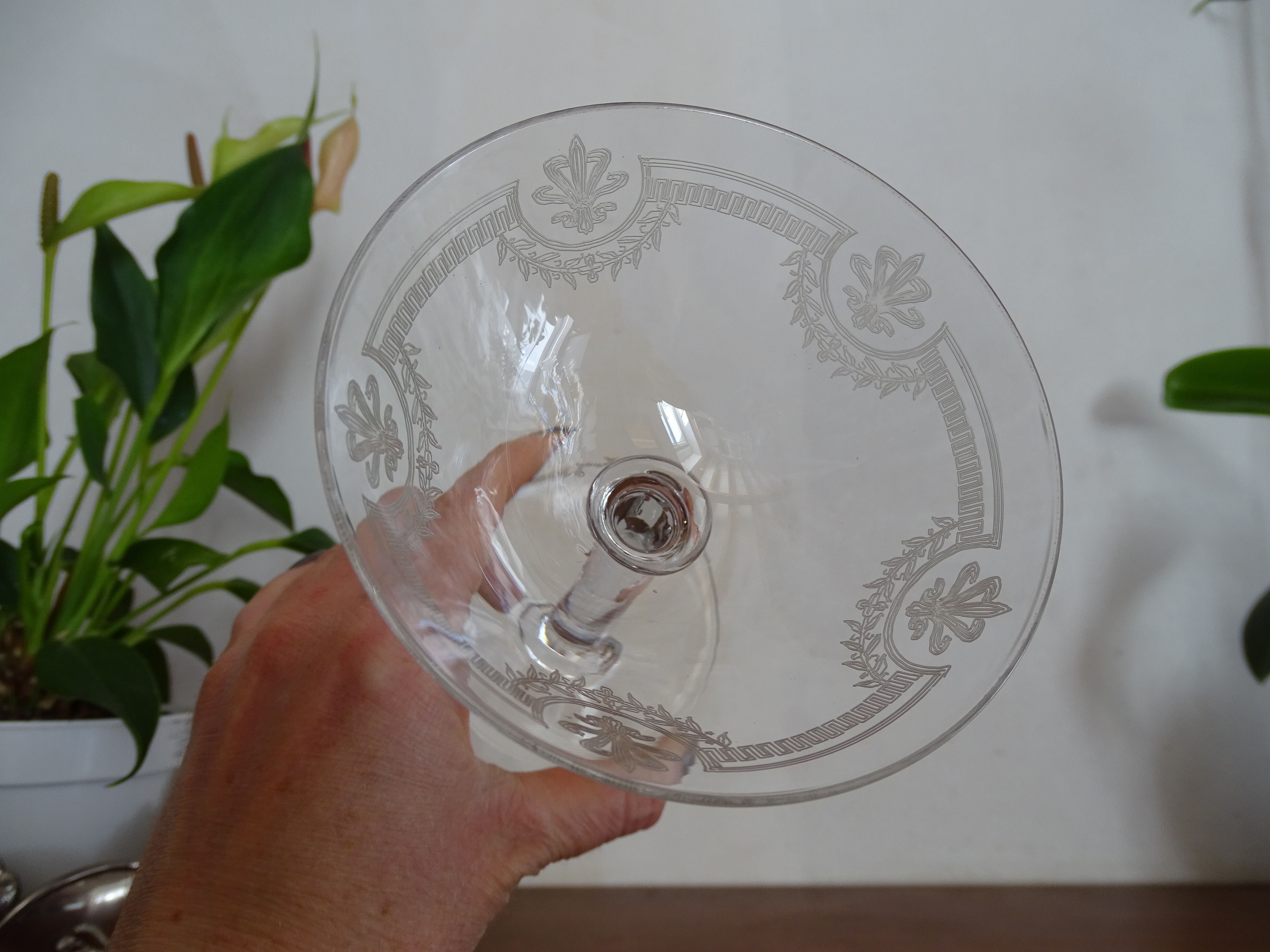 10 glasses champagne crystal Saint Louis - Model Manon- 12 cm