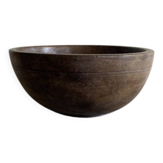 Wooden salad bowl