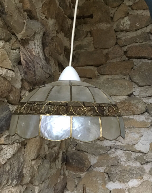 Lustre en nacre et laiton