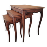 Nesting coffee tables
