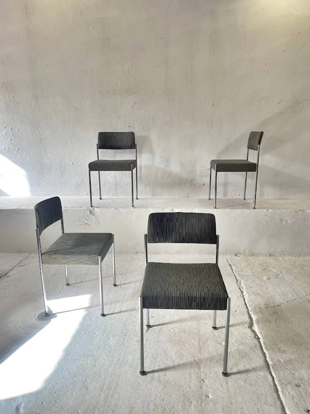 Set of 4 vintage Girsberger Martin Stoll chairs 1970s Switzerland