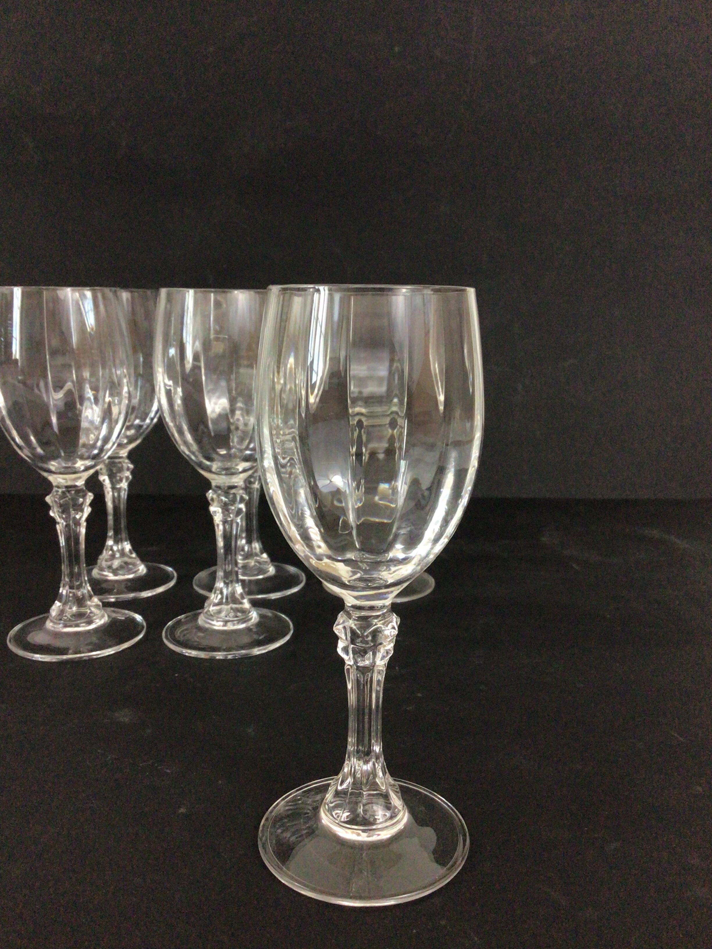 Set of 6 crystal wine glasses