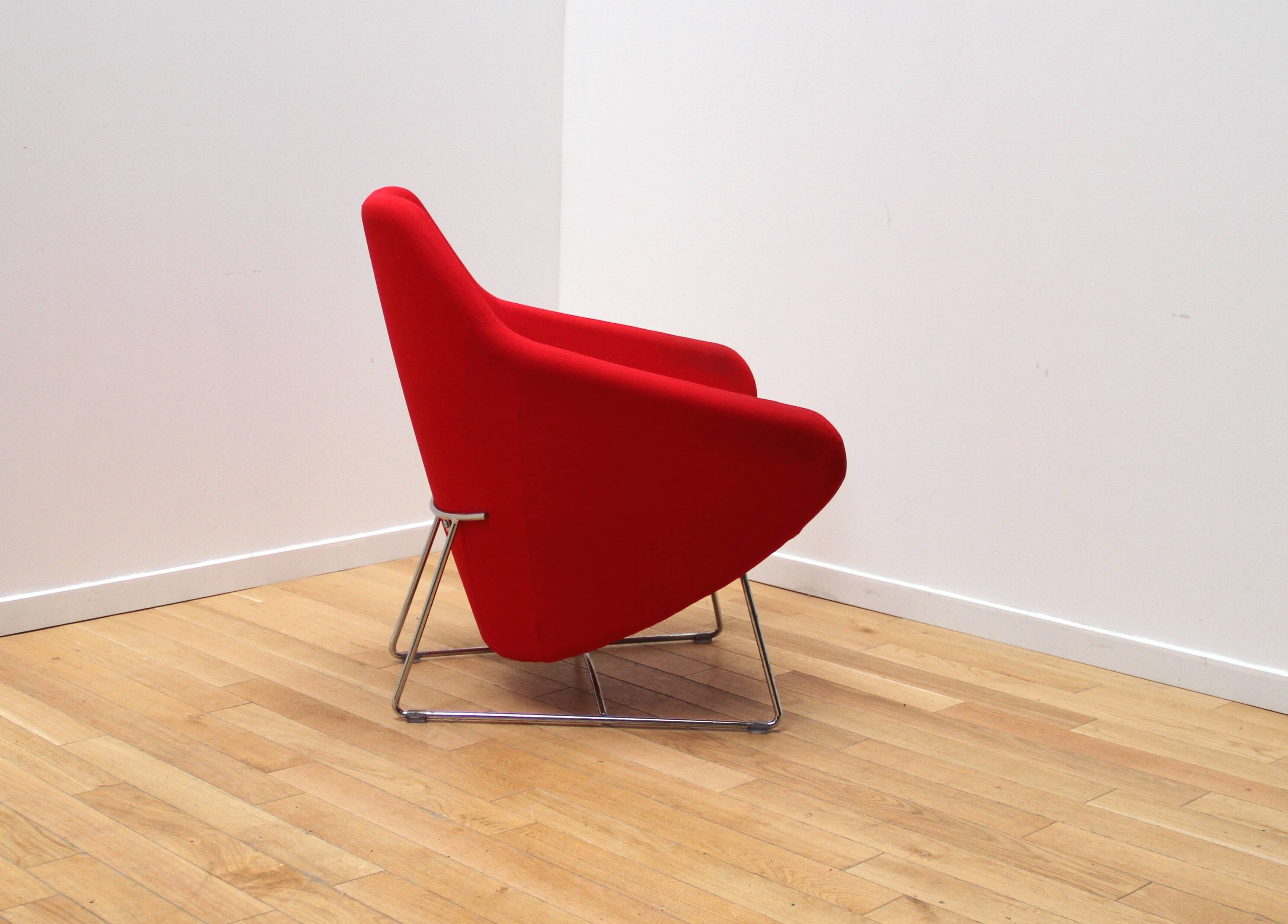 Taxido reception chair, Segis