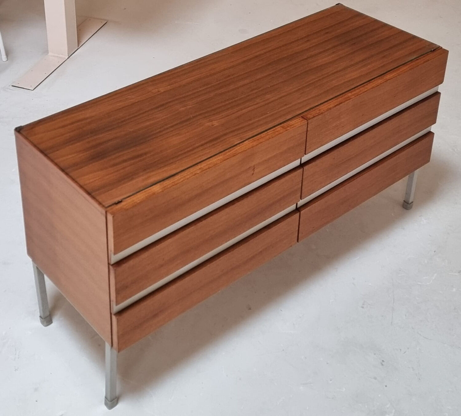 Lowboard des années 70