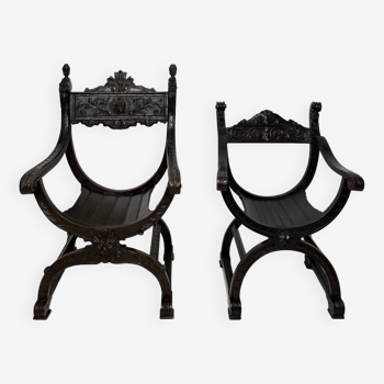 Paire de fauteuils cadre en x néo renaissance du 19ème siècle