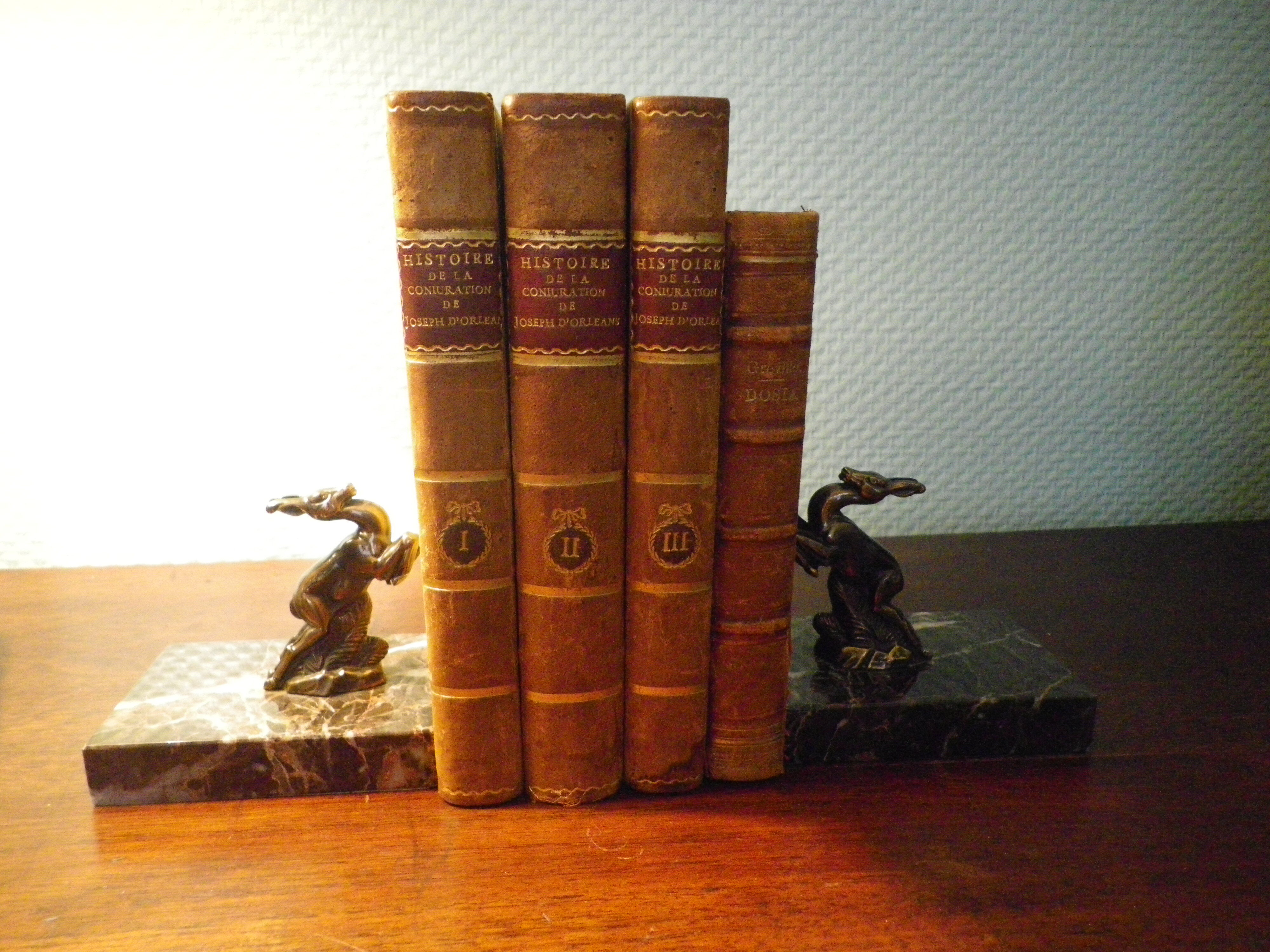 Bookend with antelopes
