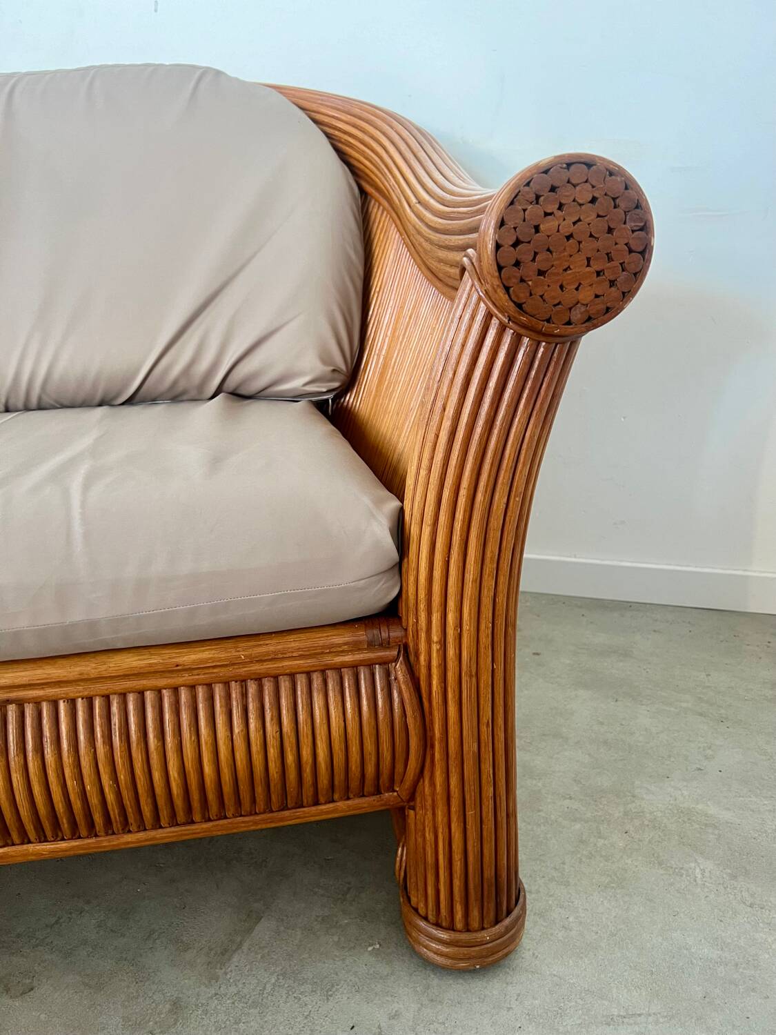 Old 2-seater rattan sofa Italian design from the 70s vintage