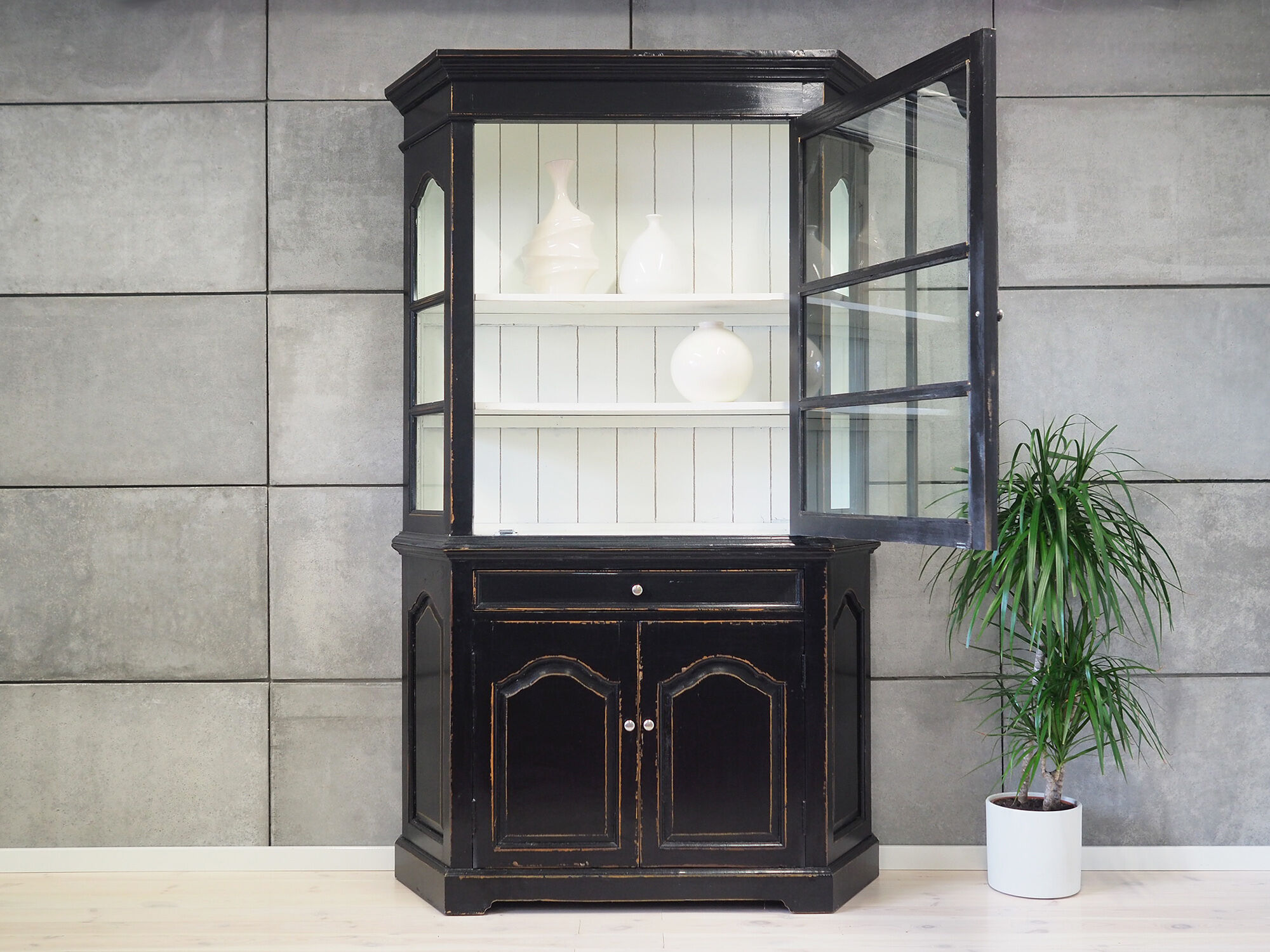 Cupboard pine, Danish design, 80's