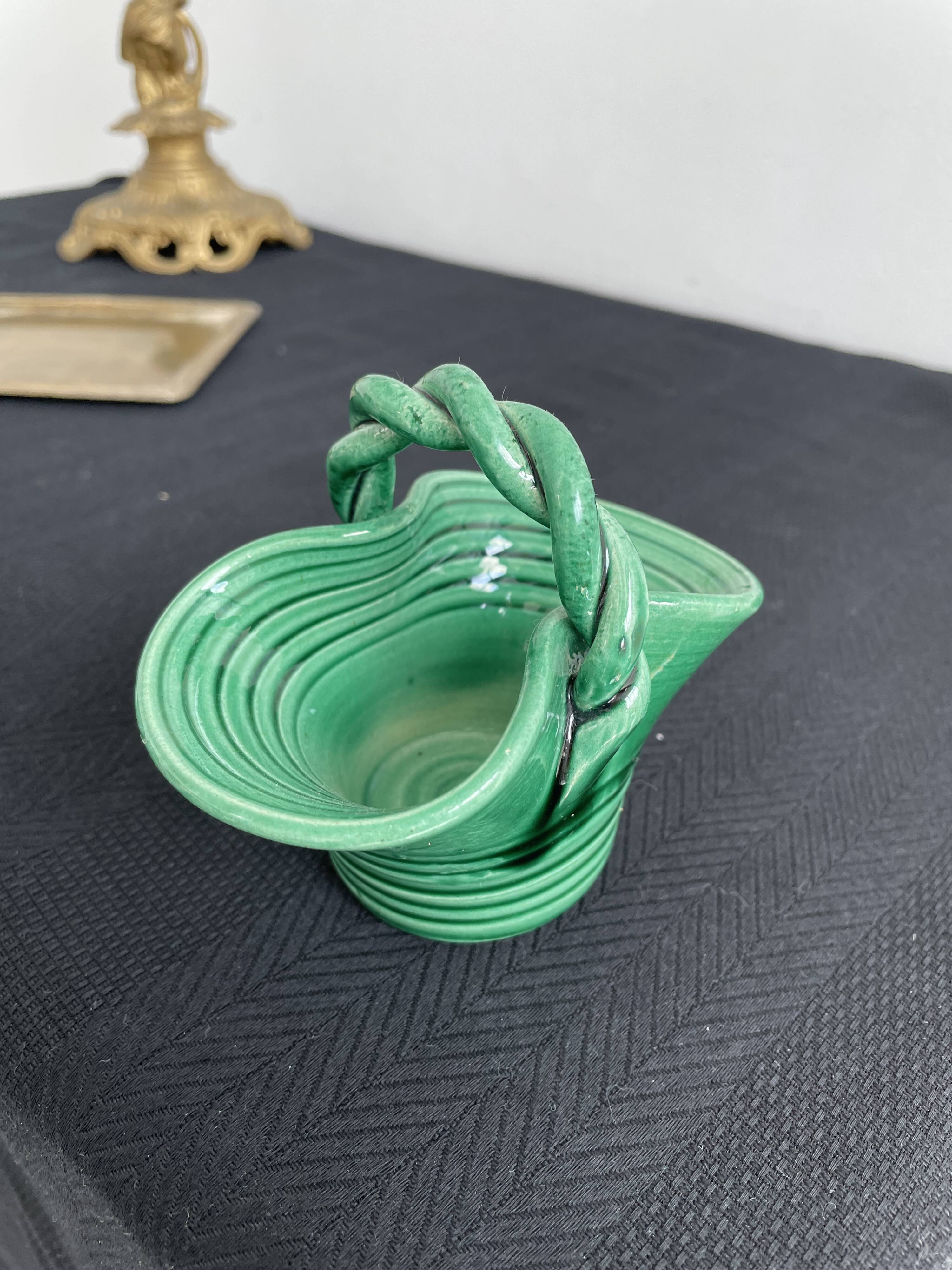 Vintage, woven basket, green, glazed earthenware, grooves, stylized, décor, French decoration, Fran