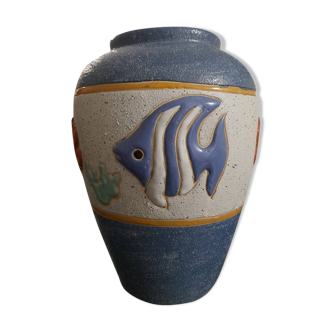 Vase with marine motifs