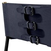 Paire de tabourets de bar avec dossier bleu marine et structure en métal