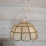 Mother-of-pearl suspension