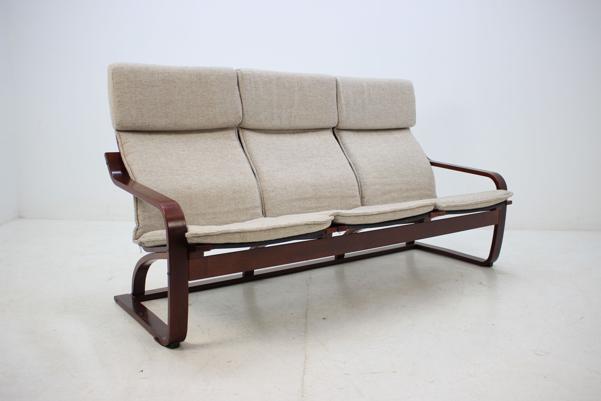 1980s Bentwood Three Seater Sofa, Ton Czechoslovakia