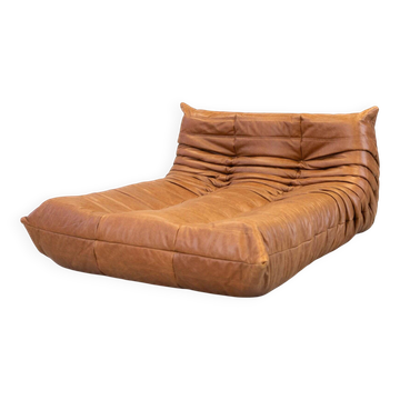 Togo chaise lounge in pine leather by Michel Ducaroy for Ligne Roset, 1974