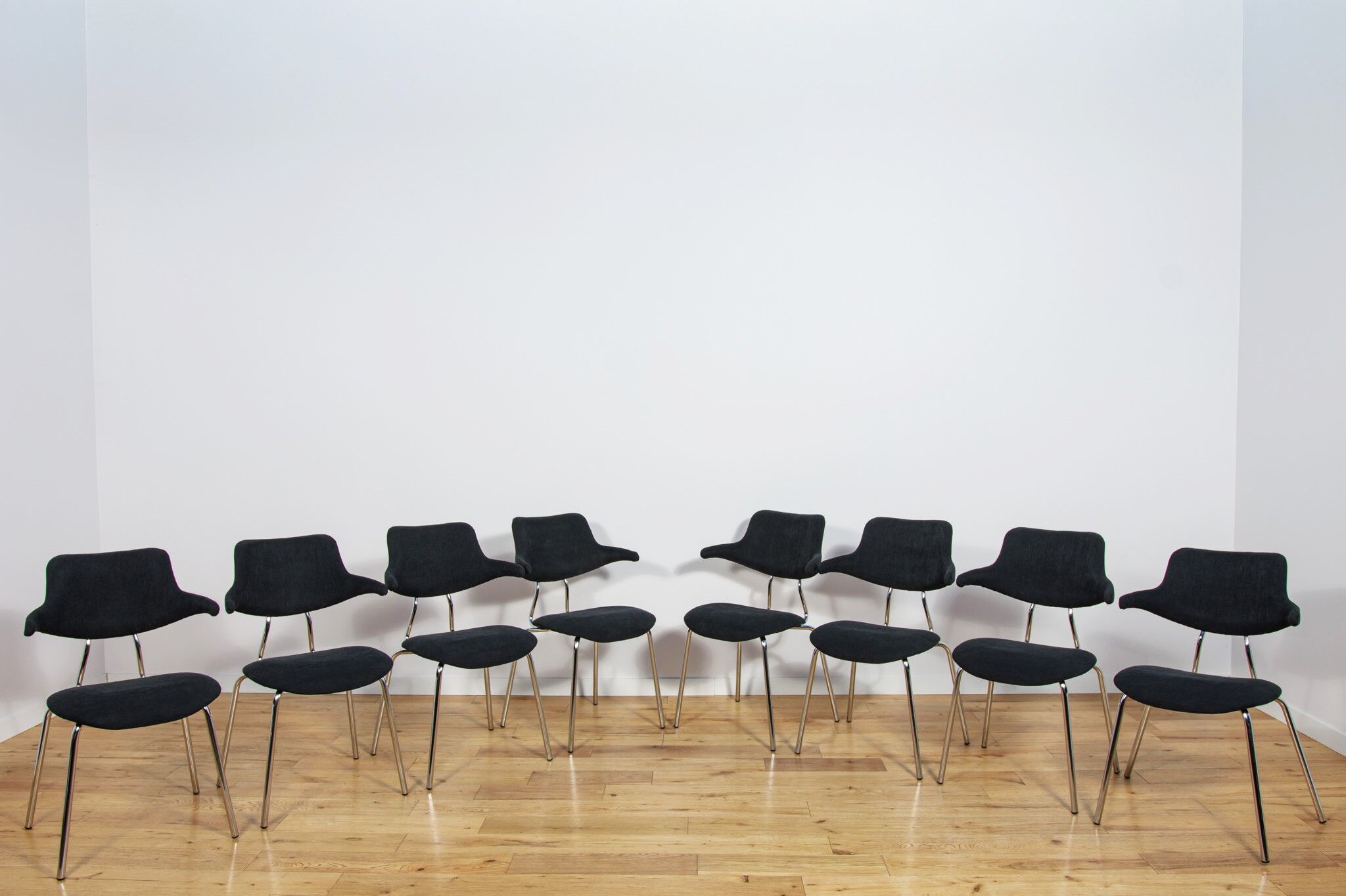 Model VL118 dining chairs by Vermund Larsen for Vermund Larsen A/S, Denmark, 1960s, set of 8