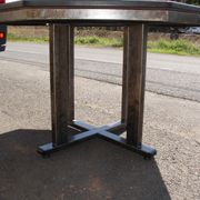Table vers 1980 en acier et stratifié frène noir