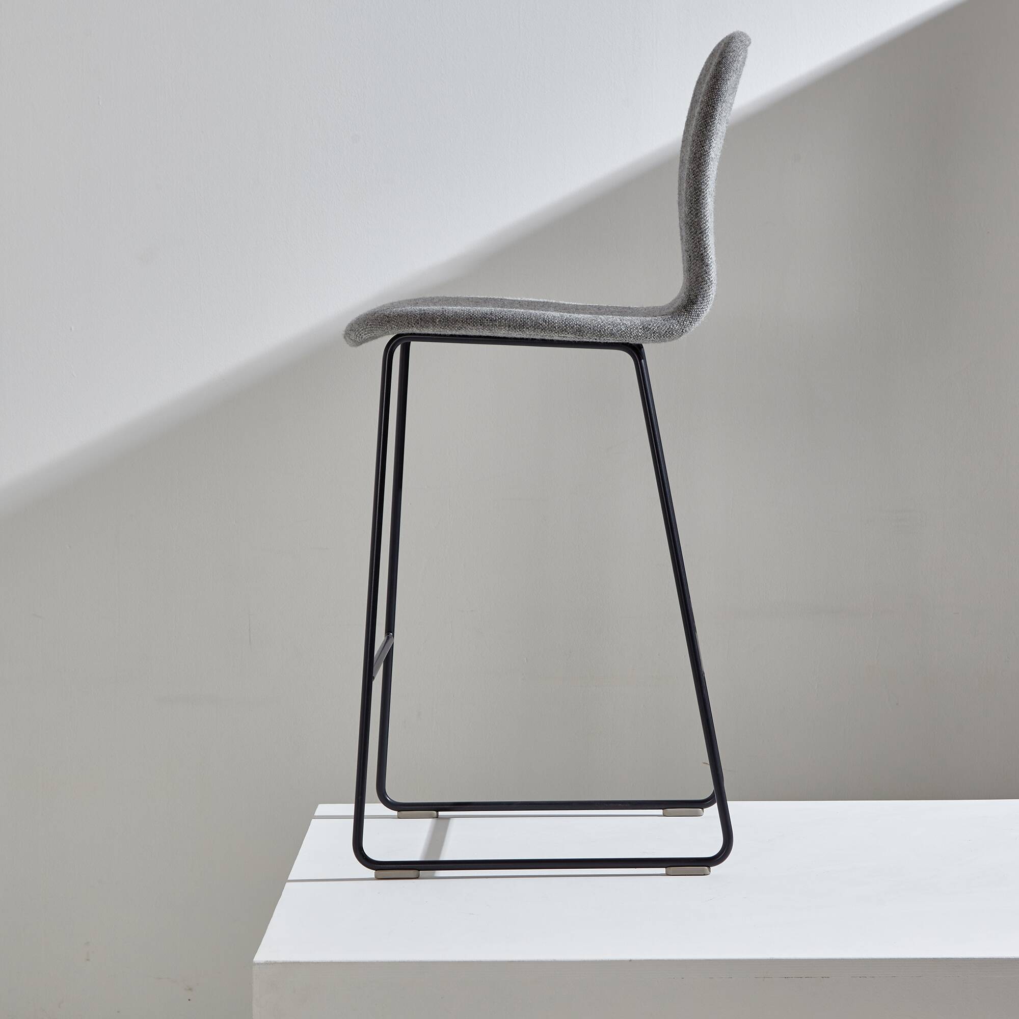 TABOURET DE BAR TATE SOFT PAR JASPER MORRISON POUR CAPPELLINI